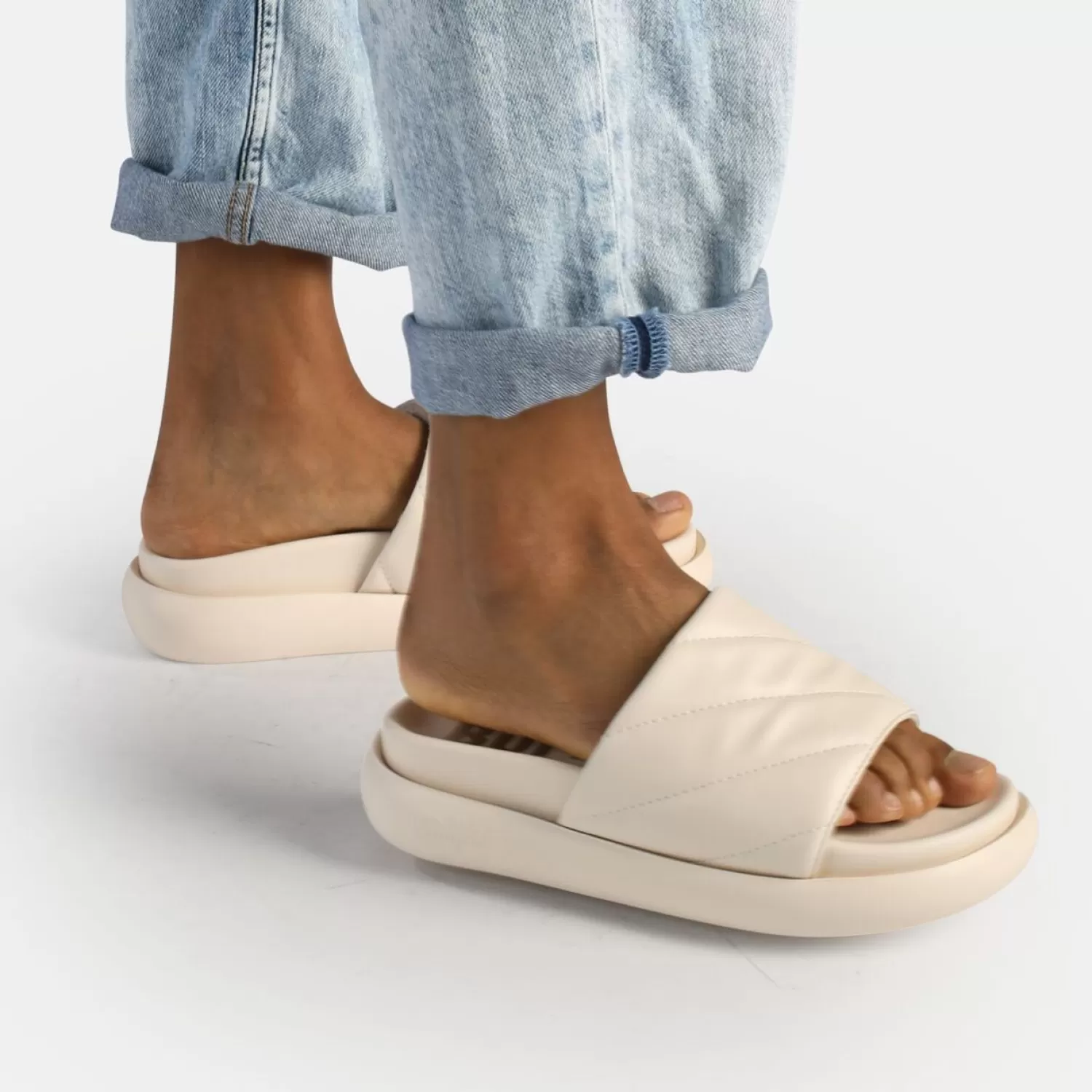 Flash Sale Rey Quilt 2 Platform Slide Vegan Women Vegan Shoes